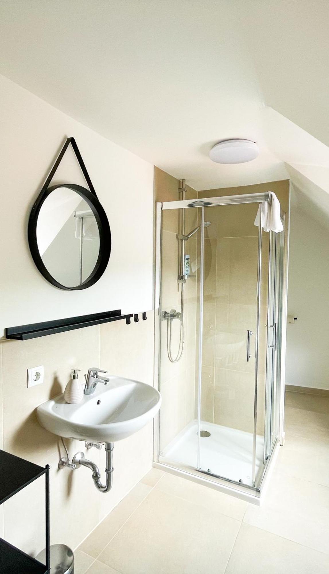 Contactless Self-Check-In - Stayhere Central City Suite 20 Graz Exterior foto