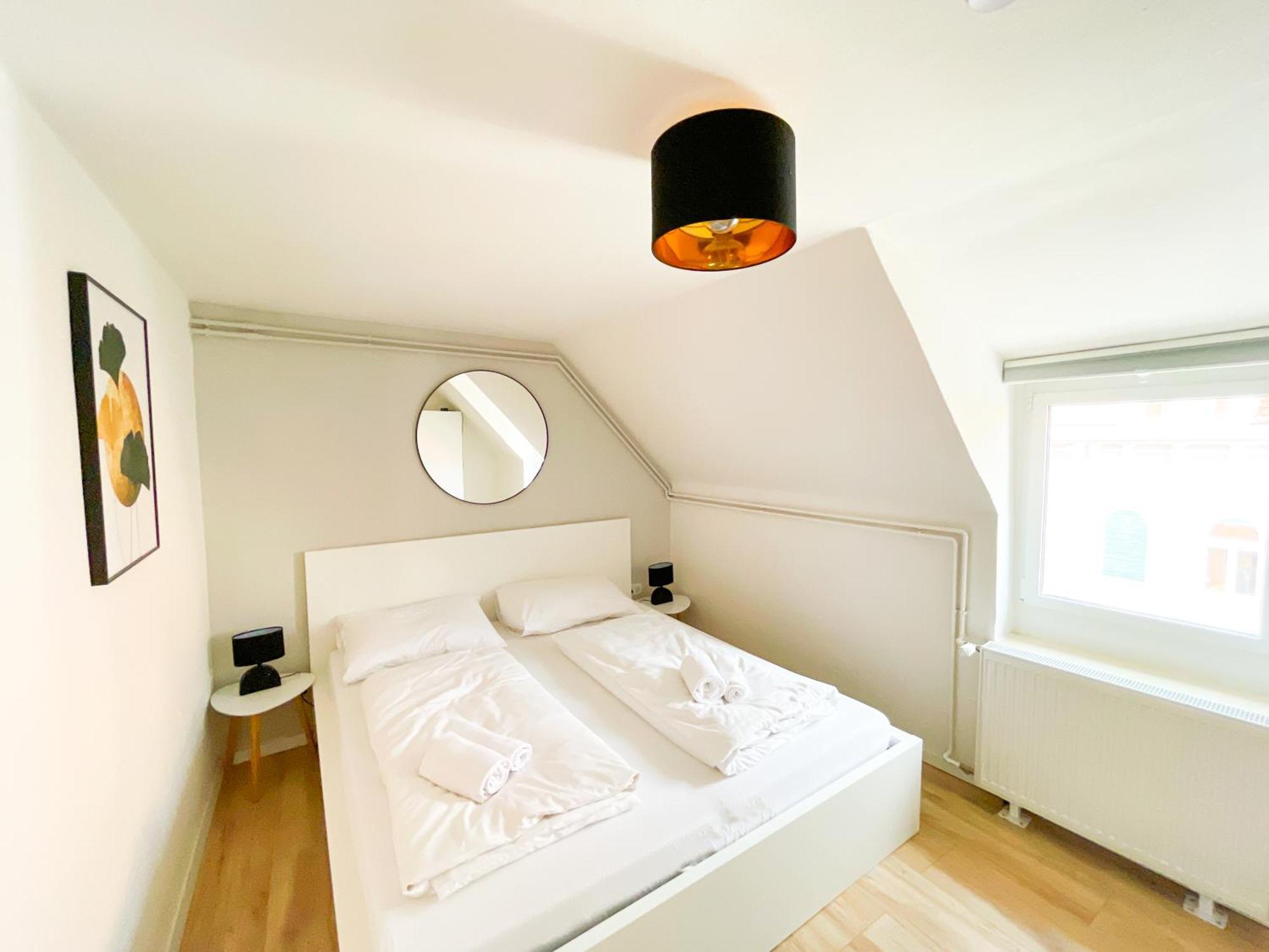 Contactless Self-Check-In - Stayhere Central City Suite 20 Graz Exterior foto